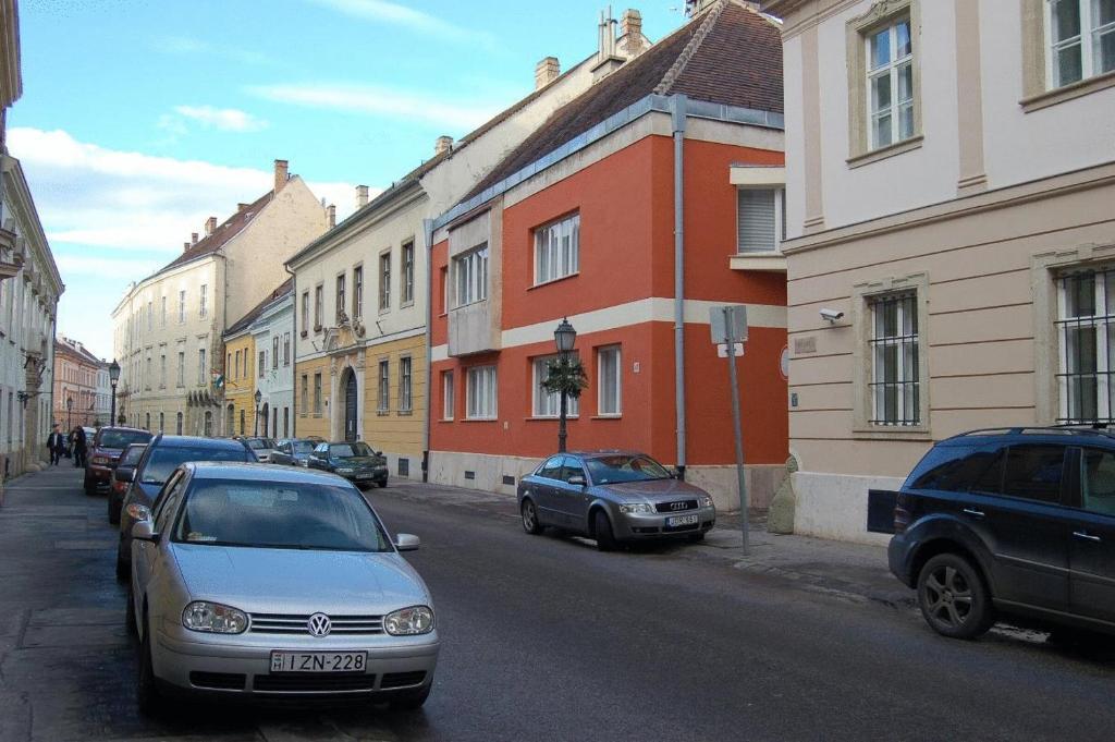 Buda Castle Apartments Budapest Eksteriør billede